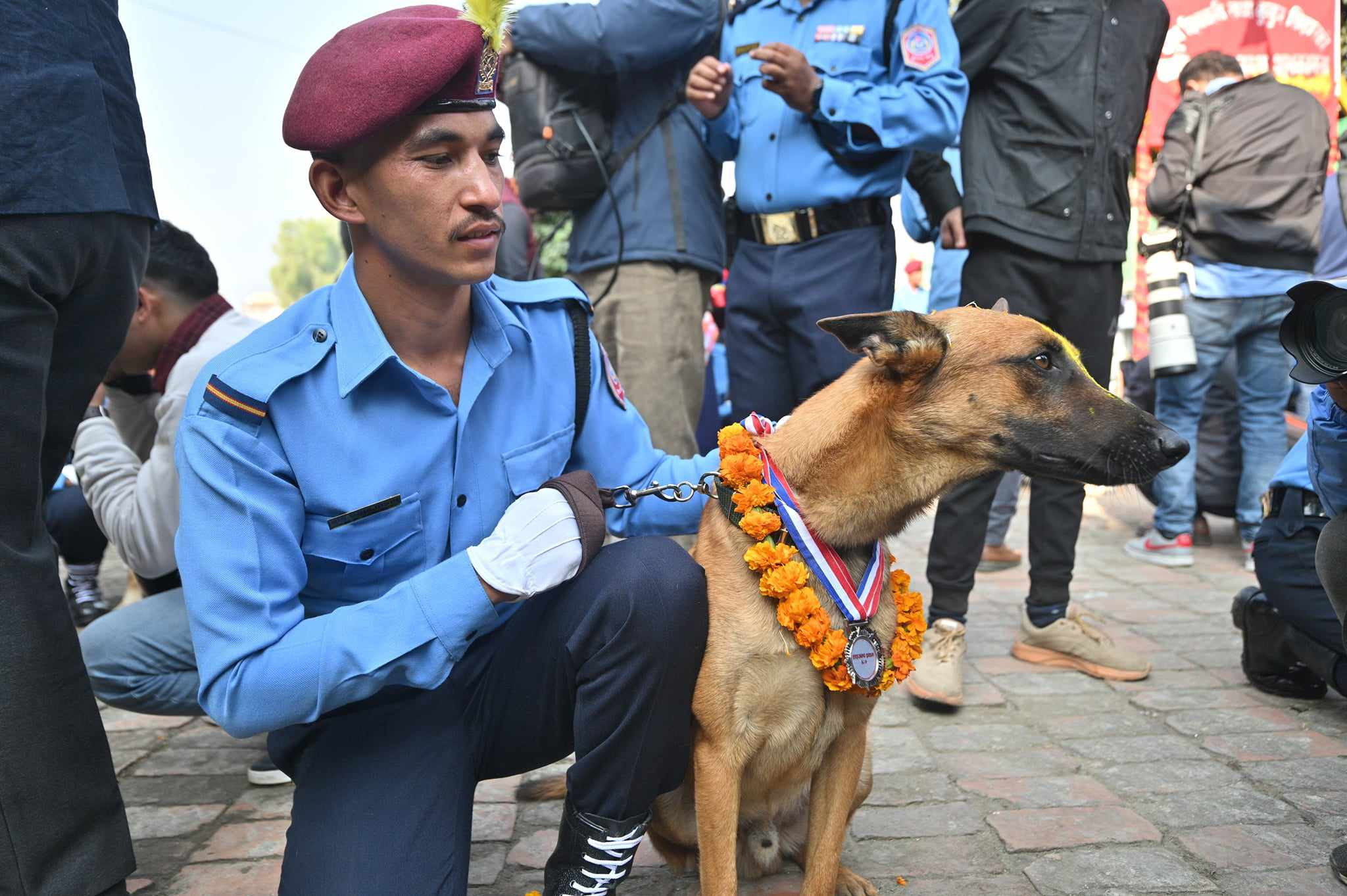 कात्तिक कृष्ण चतुर्दशी : आज किन गरिन्छ कुकुरको पूजा ?